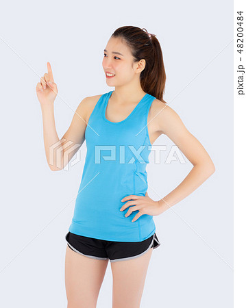 Beautiful asian woman in sport clothing 48200484