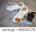 白いシューズ 48203176