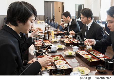 葬式 食事 精進落とし 葬式 食事 精進落とし 48206702