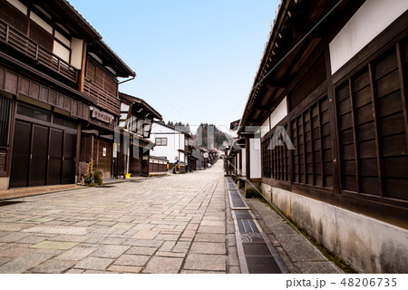 富山 八尾 日本の道百選 諏訪町本通り線 上り坂 2019.02　c-2 48206735