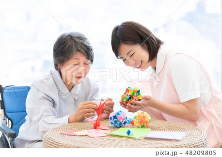 介護イメージ 折り紙 介護イメージ 折り紙 48209805