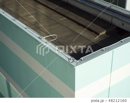 ビルの景観を重視すると雷保護は水平導体になります 48212160