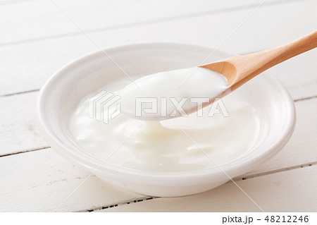 ヨーグルト 48212246