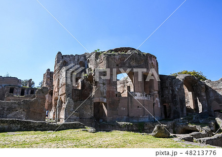 ハドリアヌスの別荘（ヴィッラ・アドリアーナ）　大浴場【ティヴォリ、イタリア】 48213776