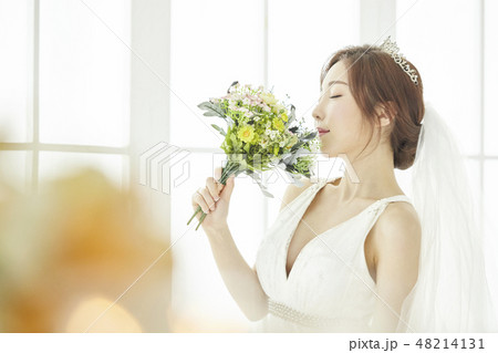 女性 女 女の子 48214131