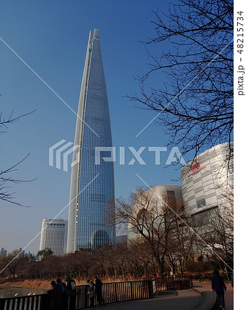 ビル 建築 高層ビル 48215734