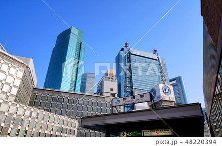 日本の東京都市景観 新橋駅前を望む 日本の東京都市景観 新橋駅前を望む 48220394