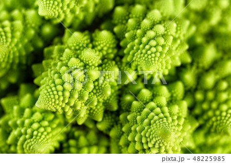 Close Up Of Interesting Shape Roman Cauliflowerの写真素材