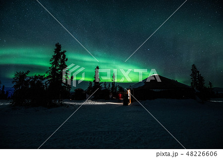 《アラスカ チナ温泉》チナ山山頂からのオーロラ 《アラスカ チナ温泉》チナ山山頂からのオーロラ 48226606