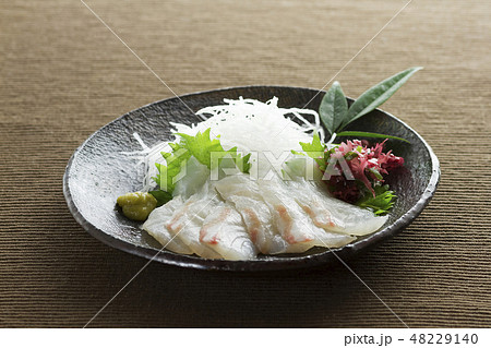 鯛の刺身1 鯛の刺身1 48229140