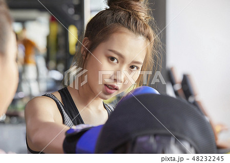 女性 フィットネスジム スポーツウェア 女性 フィットネスジム スポーツウェア 48232245