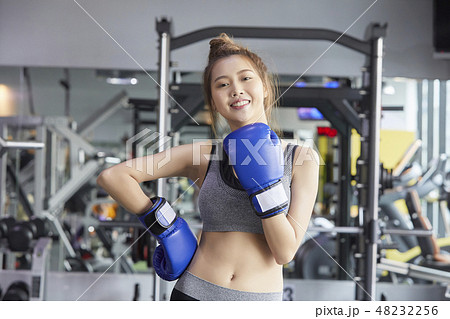 女性 フィットネスジム スポーツウェア 女性 フィットネスジム スポーツウェア 48232256