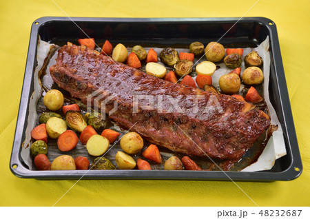 ベイビーバックリブ 48232687