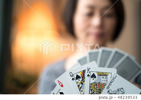 トランプ ゲーム 遊び トランプ ゲーム 遊び 48239533