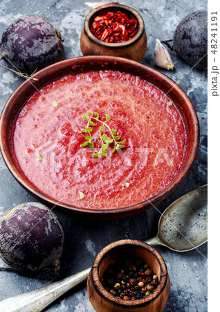 Beetroot creamy soup 48241191