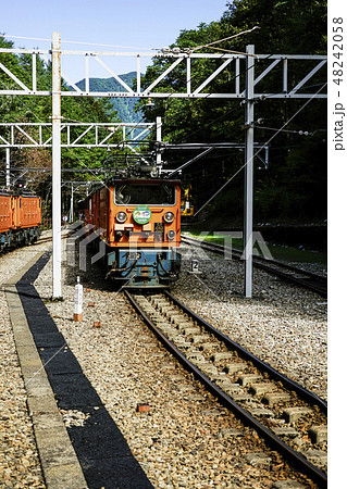 黒部渓谷トロッコ電車 黒部渓谷トロッコ電車 48242058
