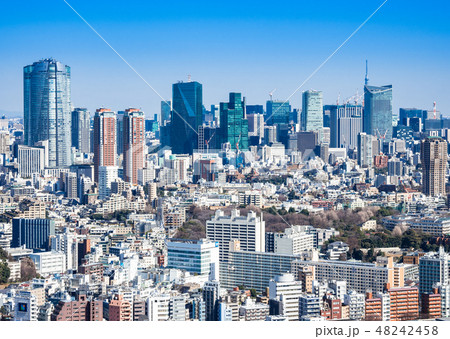 東京　港区周辺の高層ビル群 48242458