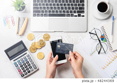 クレジット 単位 クレジットカード 48244369