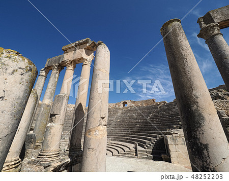 チュニジア・ドゥッガ遺跡 / Roman Ruins of Dougga, Tunisia 48252203