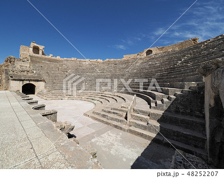 チュニジア・ドゥッガ遺跡 / Roman Ruins of Dougga, Tunisia チュニジア・ドゥッガ遺跡 / Roman Ruins of Dougga, Tunisia 48252207
