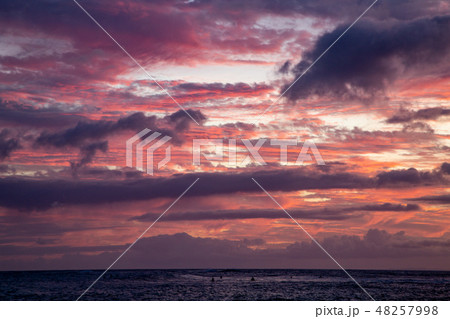 Sunset beach 48257998