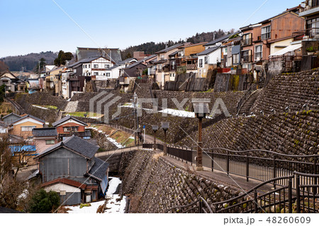 富山 八尾 石垣の町並み 坂のまち 北東方向 2019.02 c 富山 八尾 石垣の町並み 坂のまち 北東方向 2019.02 c 48260609