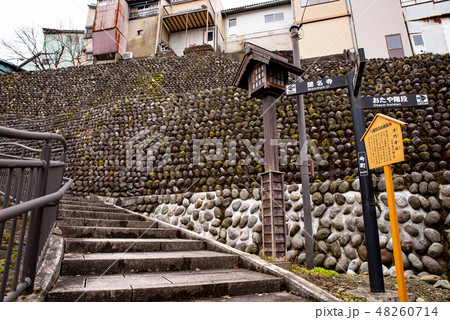 富山 八尾 石垣の町並み 坂のまち 浄円寺坂 2019.02 b 富山 八尾 石垣の町並み 坂のまち 浄円寺坂 2019.02 b 48260714