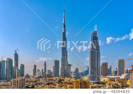 ドバイ都市風景 ドバイ都市風景 48264830
