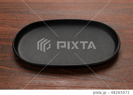 ステーキ用鉄皿 48265072