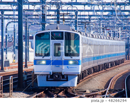 複々線区間を走る小田急線 48266294