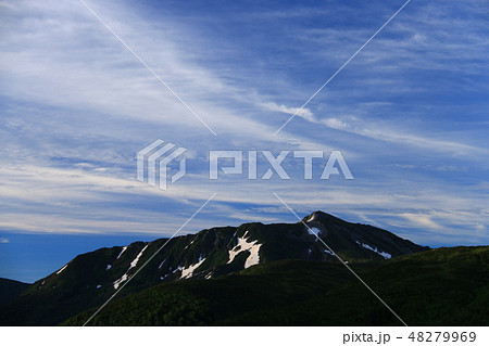 北アルプス太郎平からの山々　黒部五郎岳の雄姿 48279969