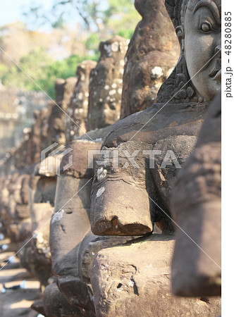 アンコール・トムの南大門 48280885