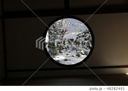 源光庵　雪景色　 48282491