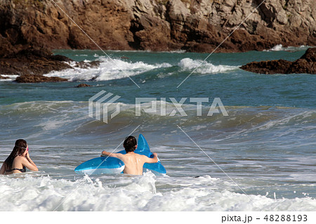 海水浴・夏だ～ 48288193
