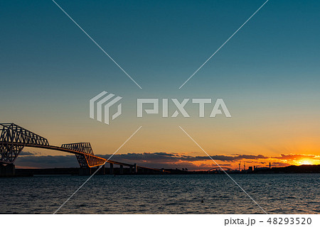 ゲートブリッジの夕焼け、夕日のゲートブリッジ、東京湾の夕暮れ、日没の東京湾、ゲートブリッジ、 ゲートブリッジの夕焼け、夕日のゲートブリッジ、東京湾の夕暮れ、日没の東京湾、ゲートブリッジ、 48293520