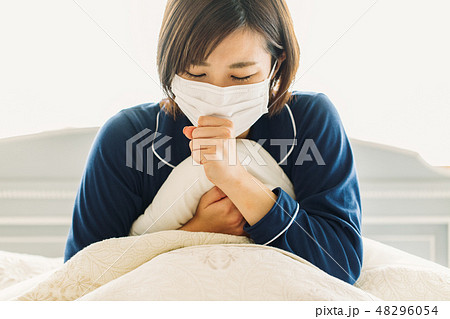 風邪 かぜ 病気 女性 48296054