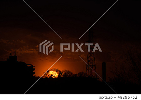 夕日 夕日 48296752