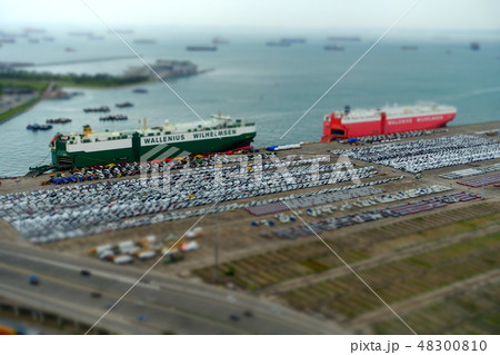 自動車運搬船 48300810
