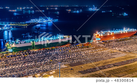 自動車運搬船-夜景 自動車運搬船-夜景 48300814
