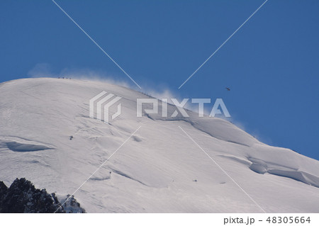 エギーユ・デュ・ミディからの眺望、モンブラン - シャモニー＝モン＝ブラン、フランス 48305664