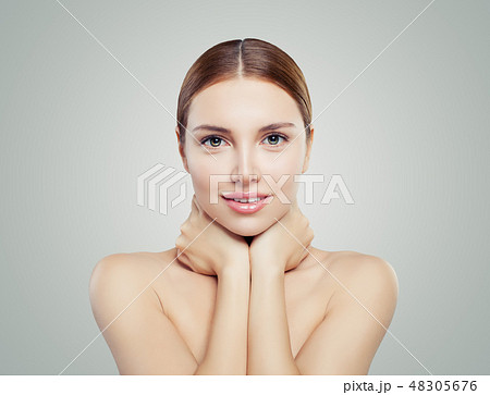 Beautiful woman with healthy skin. 48305676
