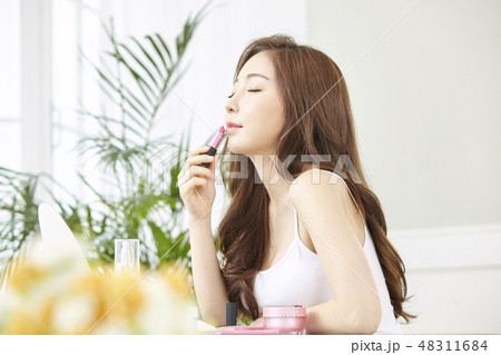 女性 女 女の子 48311684