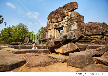 男 男性 男の子 48312649