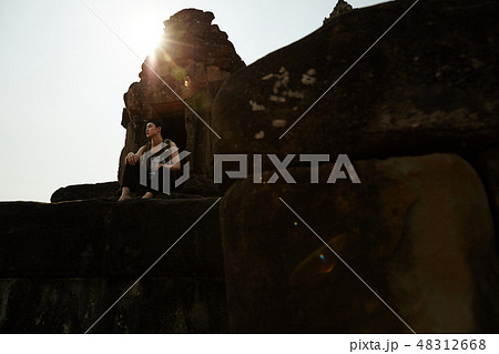 男 男性 男の子 48312668