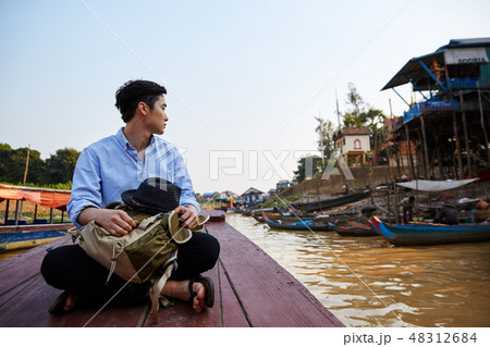 男 男性 男の子 48312684