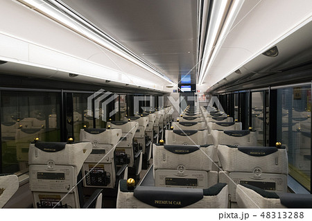 京阪電車プレミアムカーの車内 京阪電車プレミアムカーの車内 48313288