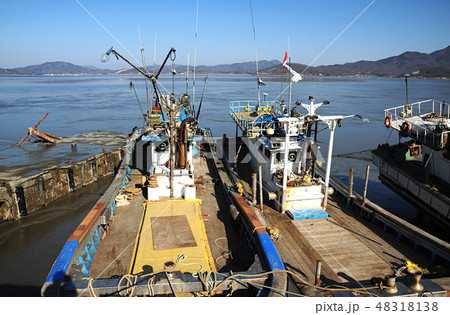 船体 船上 引き潮 48318138