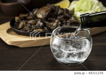 焼酎と地鶏焼き 焼酎と地鶏焼き 48321256