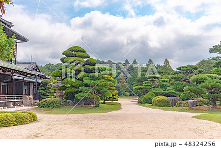 旧毛利家本邸と庭園風景 旧毛利家本邸と庭園風景 48324256