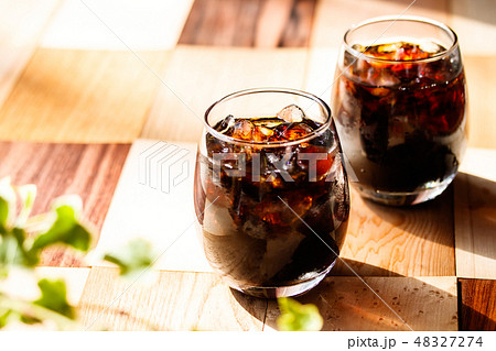 アイスコーヒー 48327274